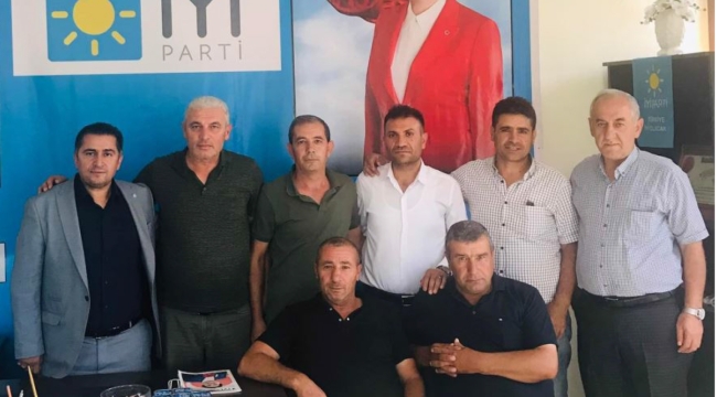Tuna İYİ Partiye geçiş yaptı