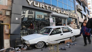 KONTROLÜ KAYBETTİ İŞ YERİNE GİRDİ