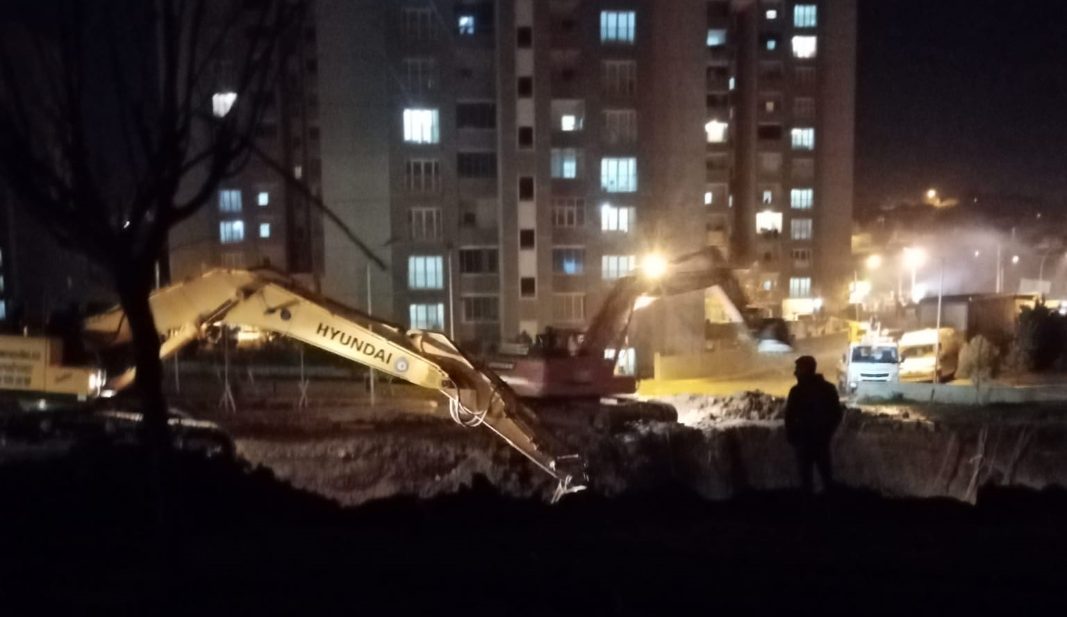 YİNE BORU PATLAĞI