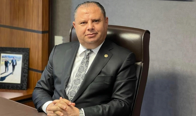 Öztürk'ten Ahmet Önal'a sert sorular