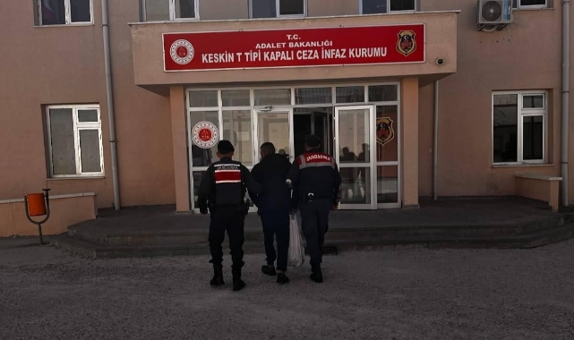 Kırıkkale'de uyuşturucu madde ticareti yapan firari yakalandı