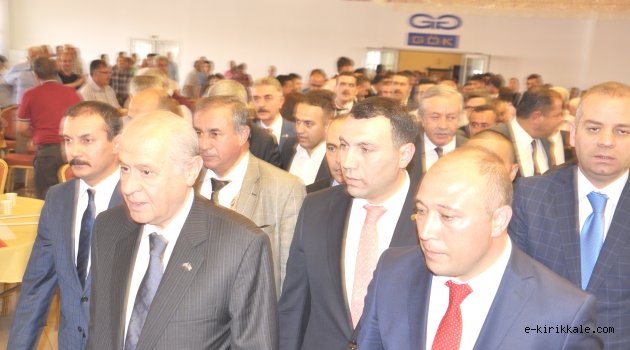 Bahçeli'den parti teşkilatlarına Uyanık olun