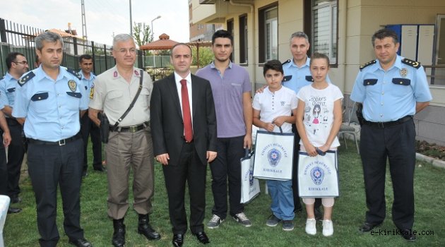 Başarılı öğrenciler ödüllendirildi