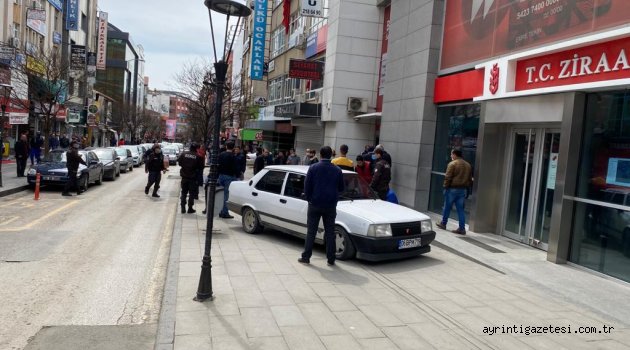 KALDIRIMA DALDI 2 KİŞİYE ÇARPTI