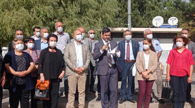 SÜREÇTEN EN FAZLA ESNAFLAR ETKİLENDİ