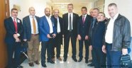 Öztürk’ün makamı boş kalmıyor 