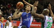 Anadolu Efes finalde!