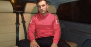 BIÇAKLANAN GENÇ HAYATINI KAYBETTİ 