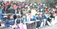  Paylaşmak ve sevmek için insan okur